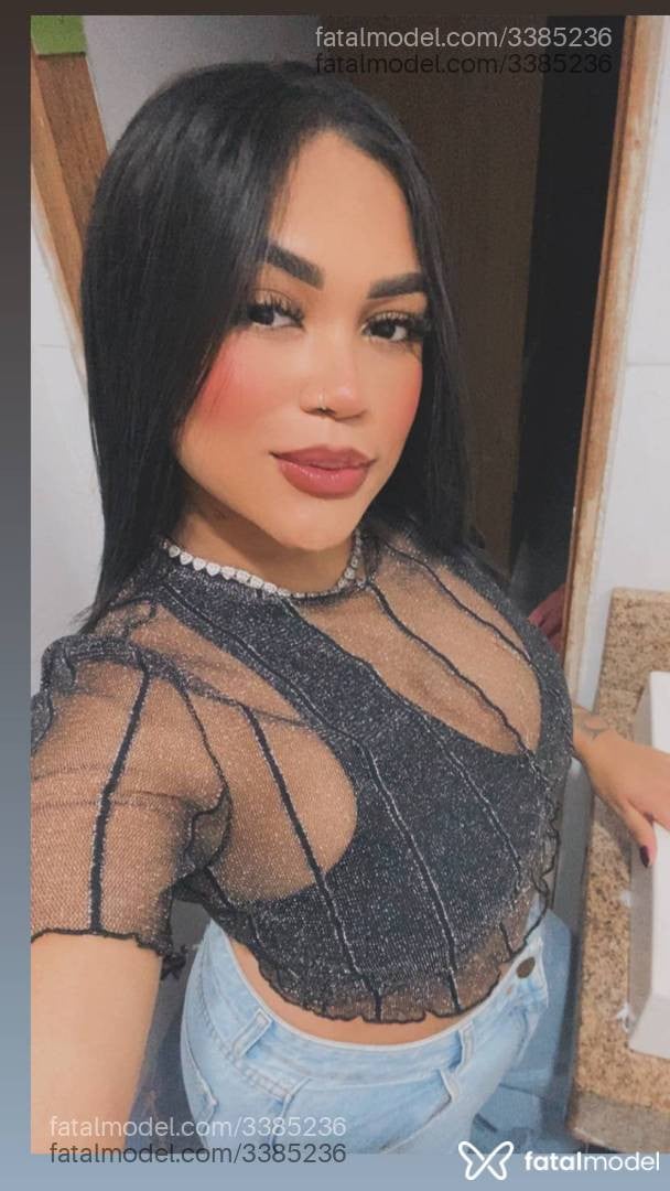 Acompanhante mulher morena (o) de olhos pretos - Thalita