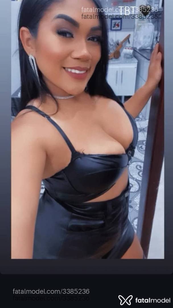Acompanhante mulher morena (o) de olhos pretos - Thalita