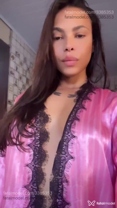 Acompanhante mulher morena (o) de olhos castanhos - Luna Bianchi