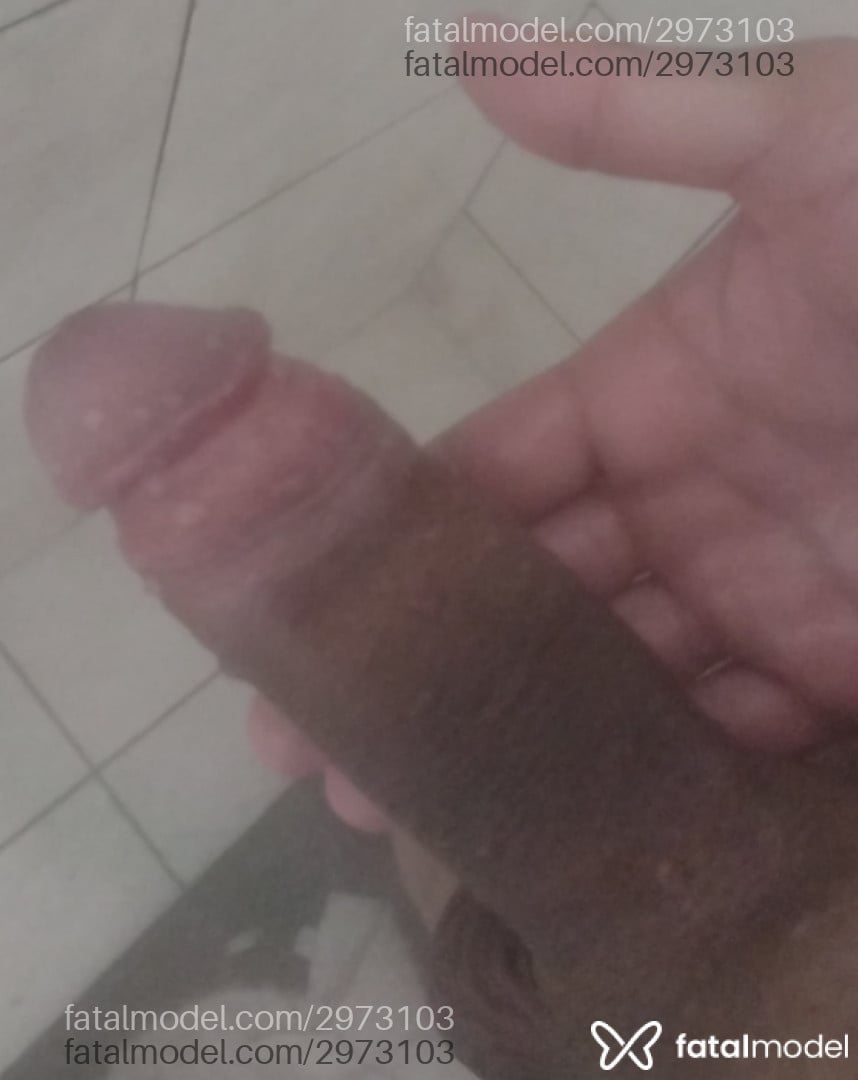 Acompanhante homem com cabelo castanho de olhos castanhos - Morenodotad