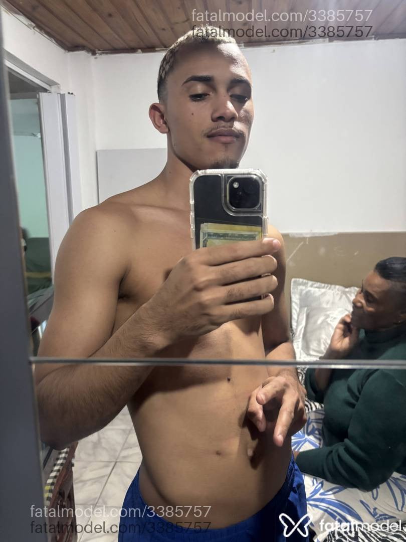 Acompanhante homem morena (o) de olhos castanhos em São Paulo - Fontineli