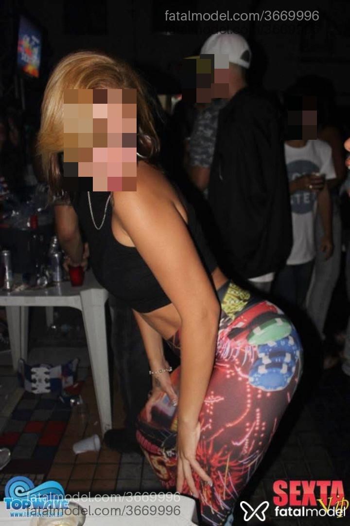 Acompanhante mulher loira (o) de olhos verdes - Antonella