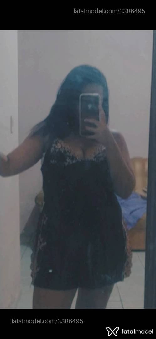 Acompanhante mulher com cabelo castanho de olhos castanhos em Goiana - Silva