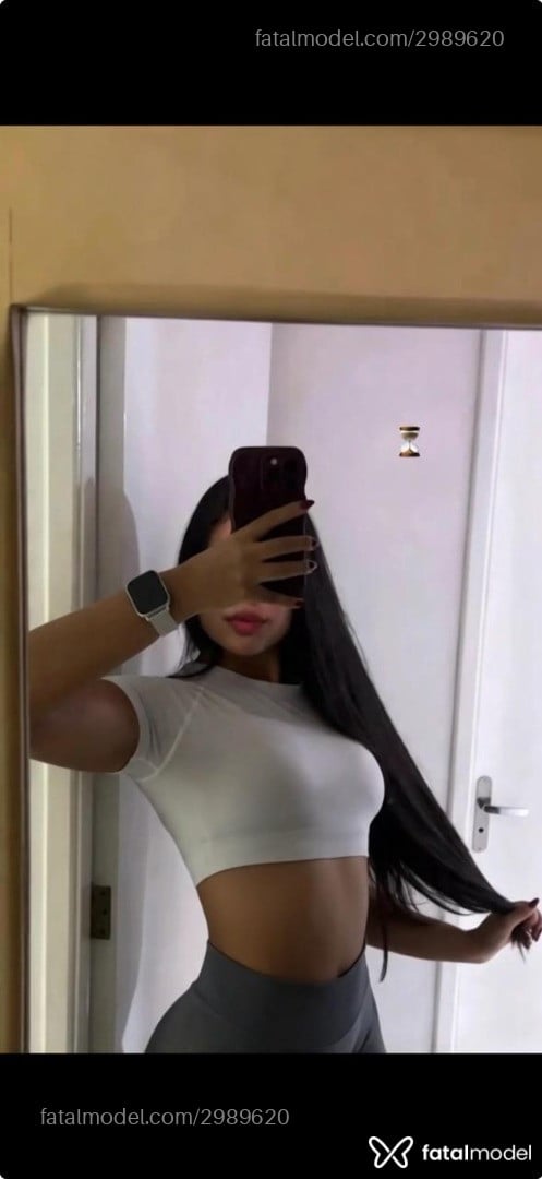Acompanhante mulher morena (o) de olhos castanhos - Jade Ibrahim