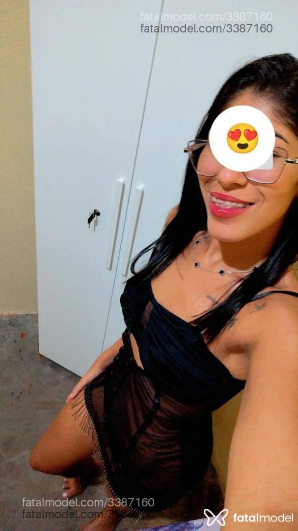 Acompanhante mulher morena (o) de olhos castanhos - Bucetinhacriminosa
