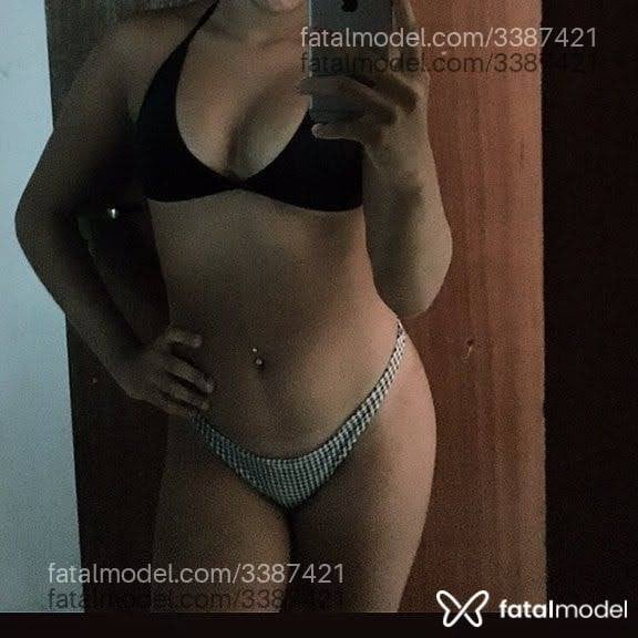 Acompanhante mulher morena (o) de olhos castanhos - Melissa