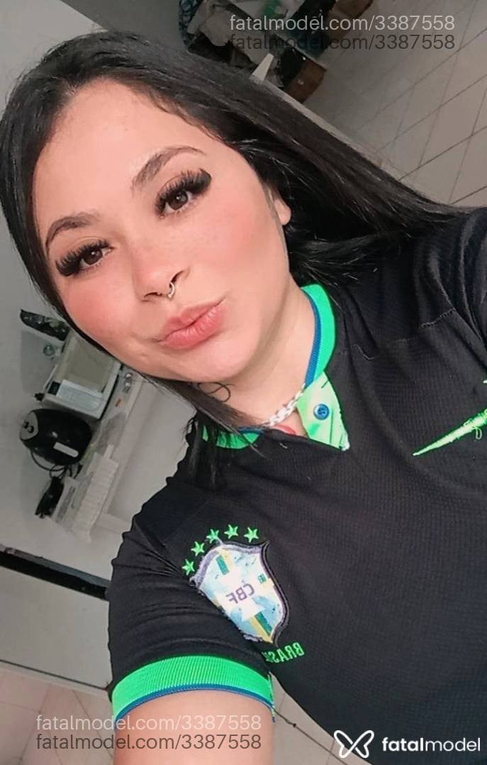 Acompanhante mulher morena (o) de olhos castanhos em Pato Branco - Mariana