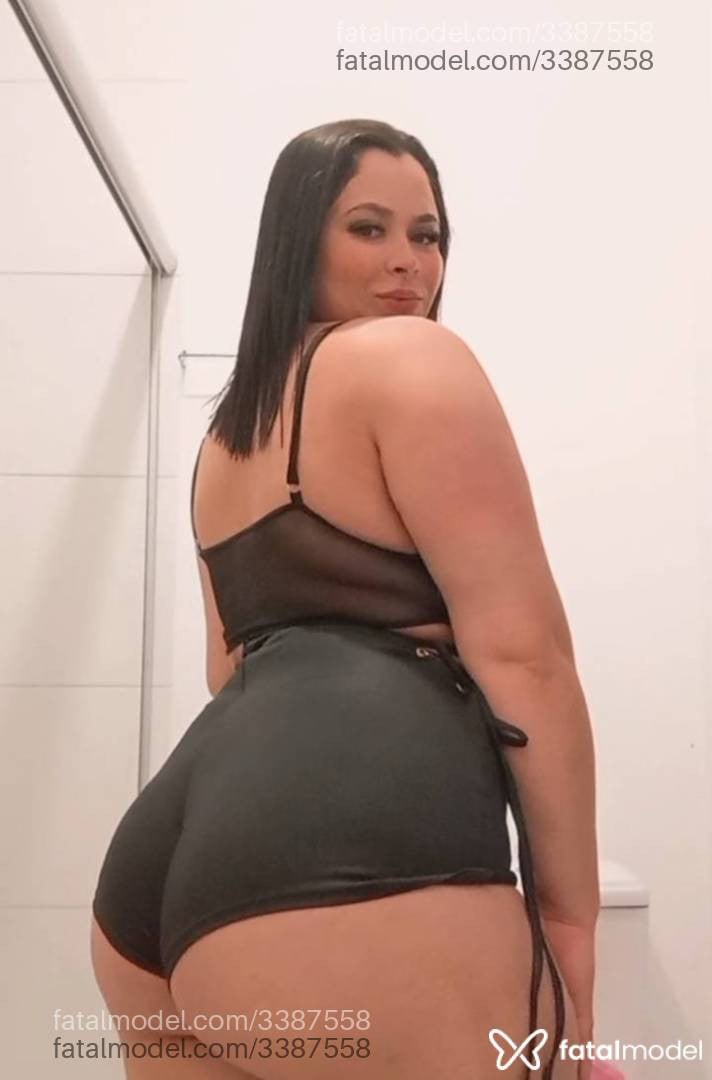 Acompanhante mulher morena (o) de olhos castanhos - Mariana Acompanhante mulher morena (o) de olhos castanhos - Mariana