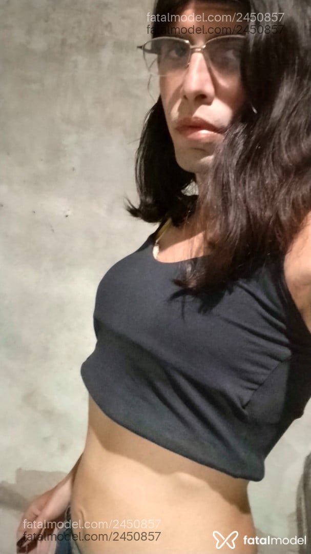 Acompanhante mulher trans morena (o) de olhos pretos - Ayla Scarlett