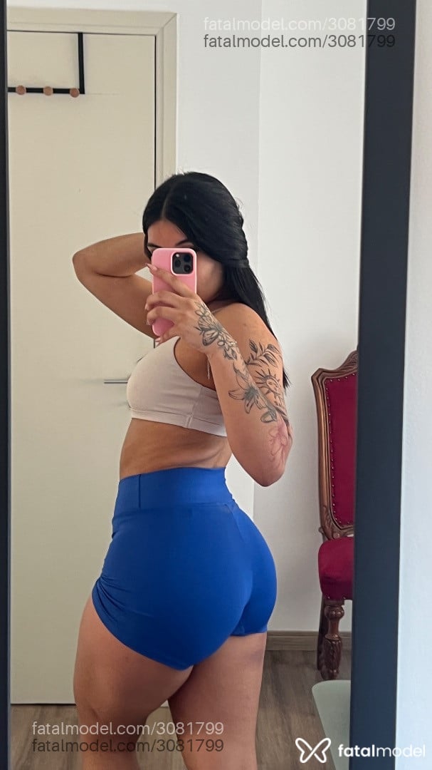 Acompanhante mulher morena (o) de olhos pretos - Dandara Gonzalez