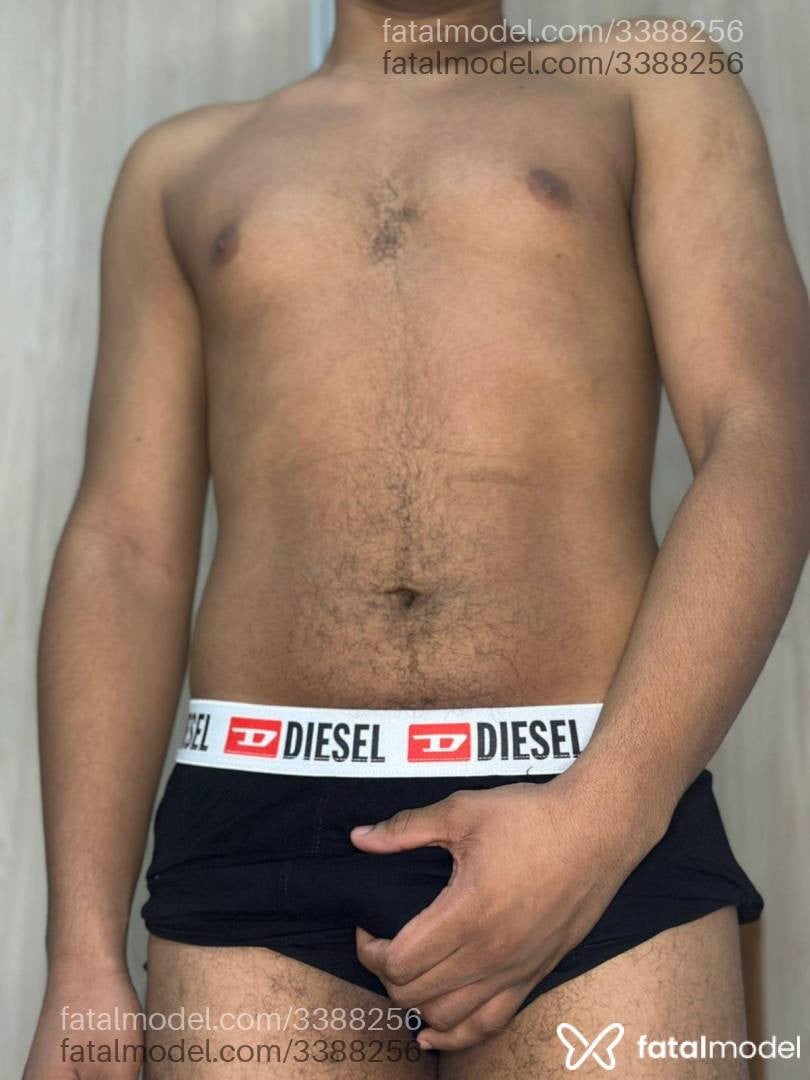 Acompanhante homem morena (o) de olhos castanhos - Pretinhosafado