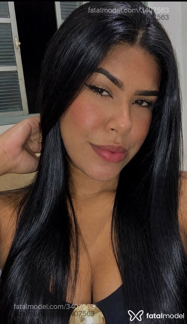 Acompanhante mulher morena (o) de olhos castanhos - Cristina