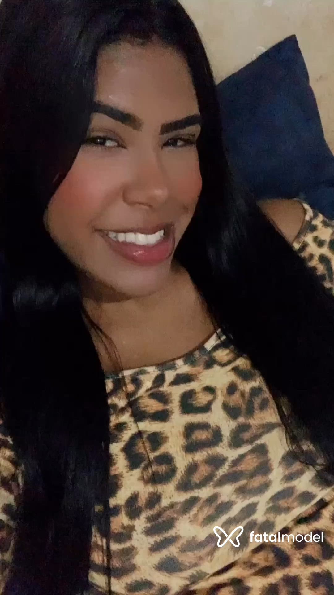 Acompanhante mulher morena (o) de olhos castanhos - Cristina
