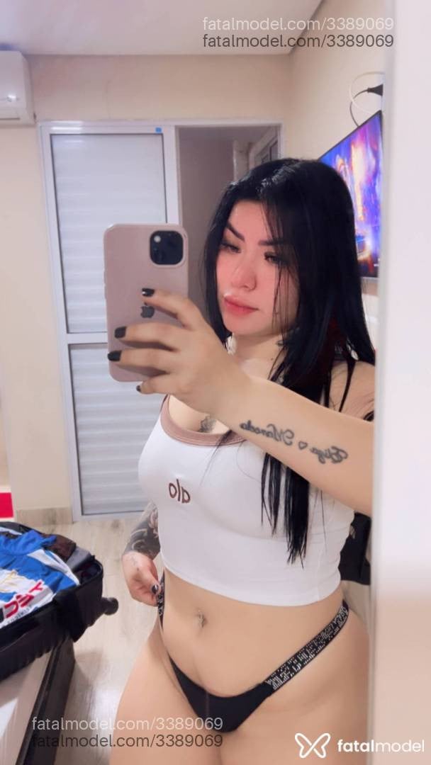 Acompanhante mulher morena (o) de olhos castanhos - Kiara
