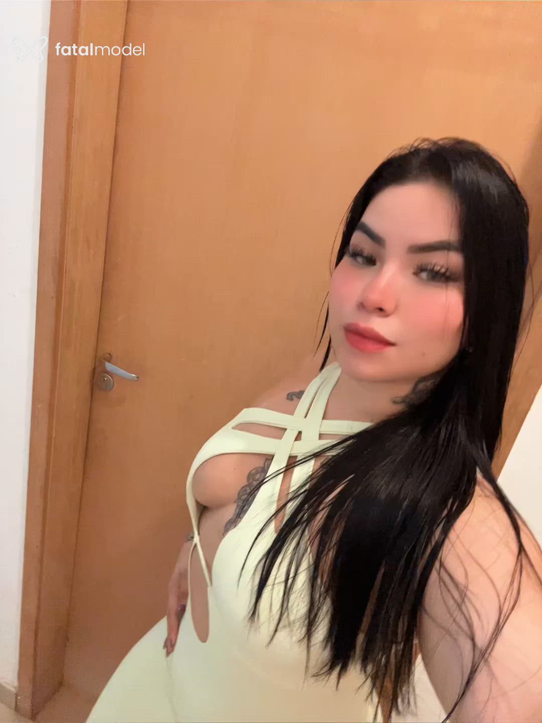 Acompanhante mulher morena (o) de olhos castanhos - Kiara