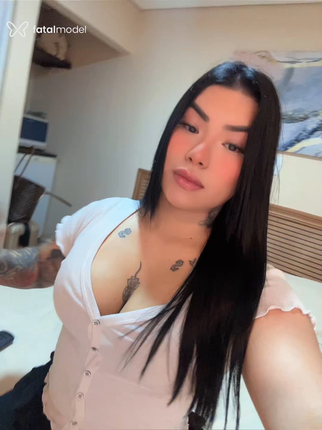 Acompanhante mulher morena (o) de olhos castanhos - Kiara