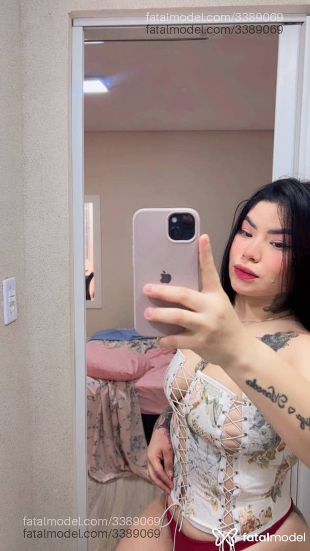 Acompanhante mulher morena (o) de olhos castanhos em São José do Rio Preto - Kiara