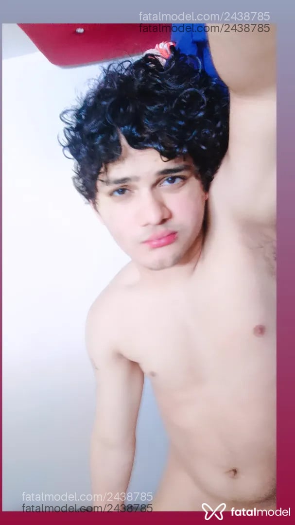 Acompanhante homem morena (o) de olhos pretos - Angelo