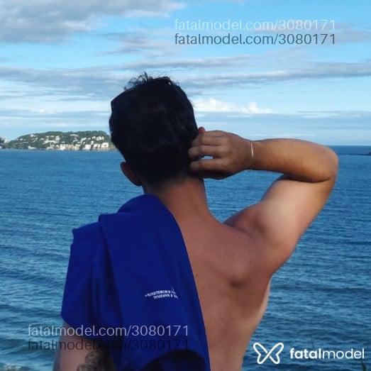 Acompanhante homem com cabelo castanho de olhos castanhos - Bryan