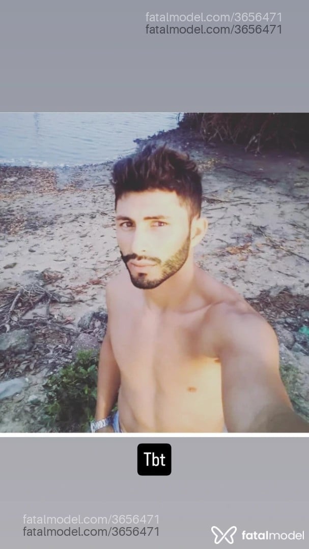 Acompanhante homem morena (o) de olhos castanhos - Arthur