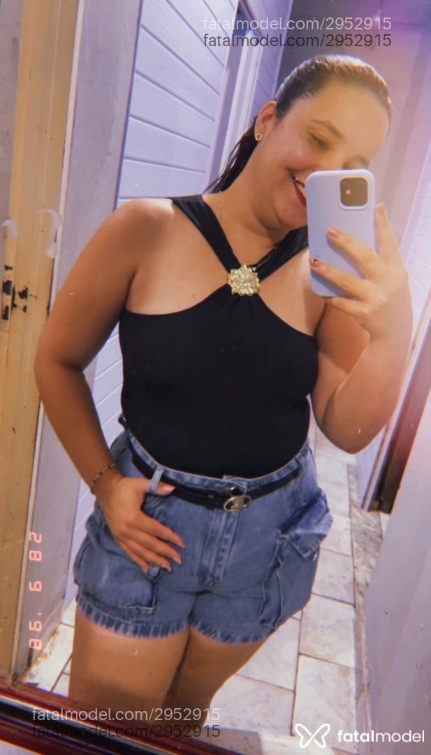 Acompanhante mulher morena (o) de olhos castanhos - Jessica Lima