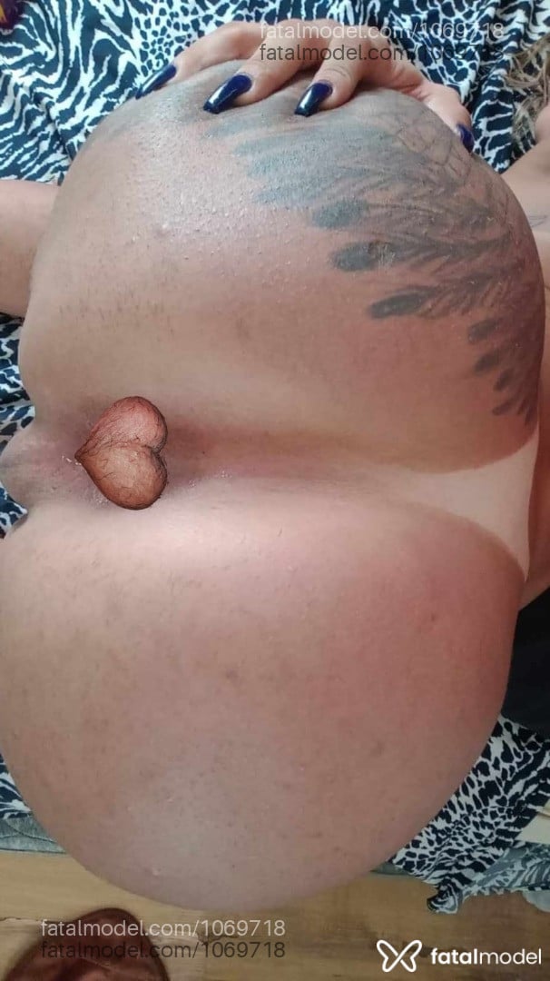 Acompanhante mulher trans ruiva (o) de olhos castanhos - Bárbara siquot