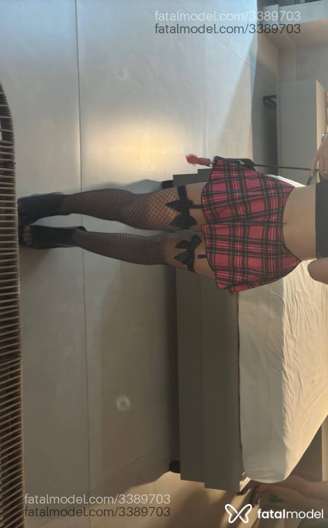 Acompanhante mulher loira (o) de olhos mel em Campo Grande - Chloe Mendes