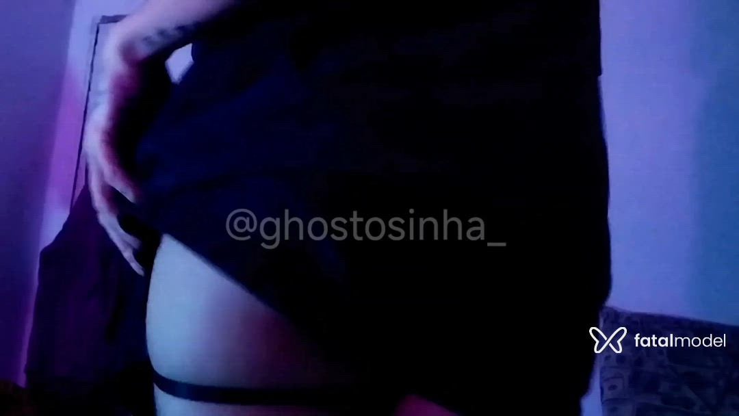 Acompanhante mulher morena (o) de olhos castanhos - Ghostosa