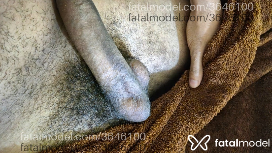 Acompanhante homem morena (o) de olhos pretos - Taurus