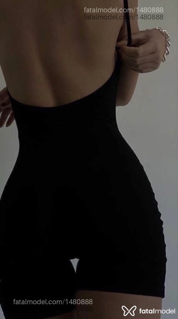 Acompanhante mulher morena (o) de olhos pretos - Lara