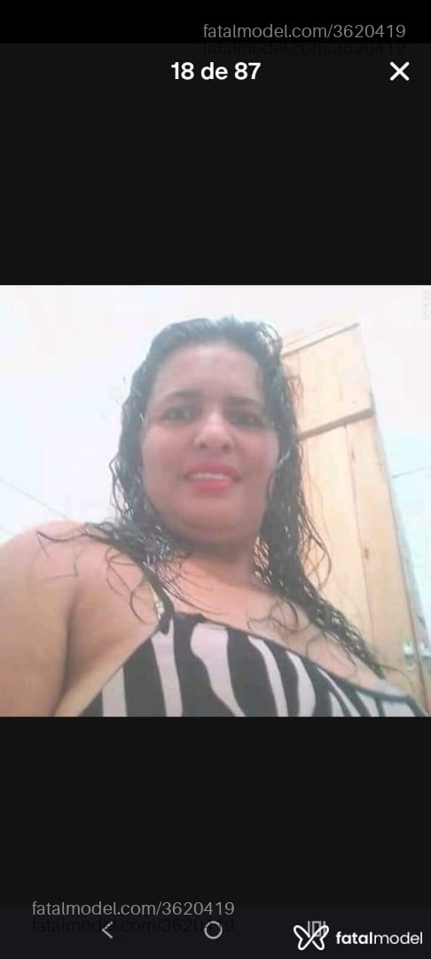 Acompanhante mulher morena (o) de olhos pretos - Karol Oliver