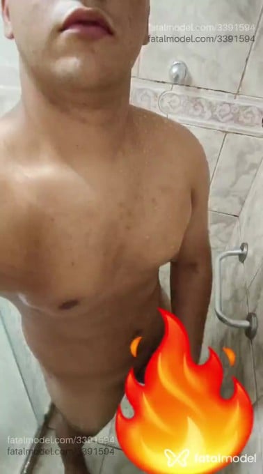 Acompanhante homem morena (o) de olhos castanhos em Virtual Acompanhante homem morena (o) de olhos castanhos em Virtual - Morenops