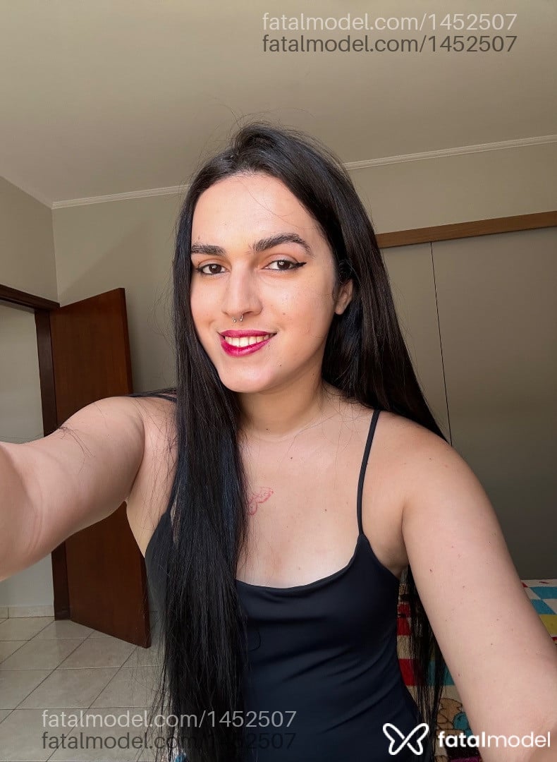 Acompanhante mulher trans morena (o) de olhos castanhos - Jessica Veloso