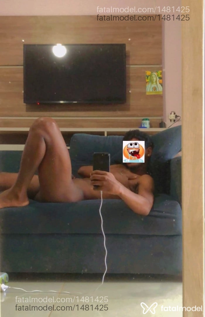 Acompanhante homem morena (o) de olhos pretos - Beto