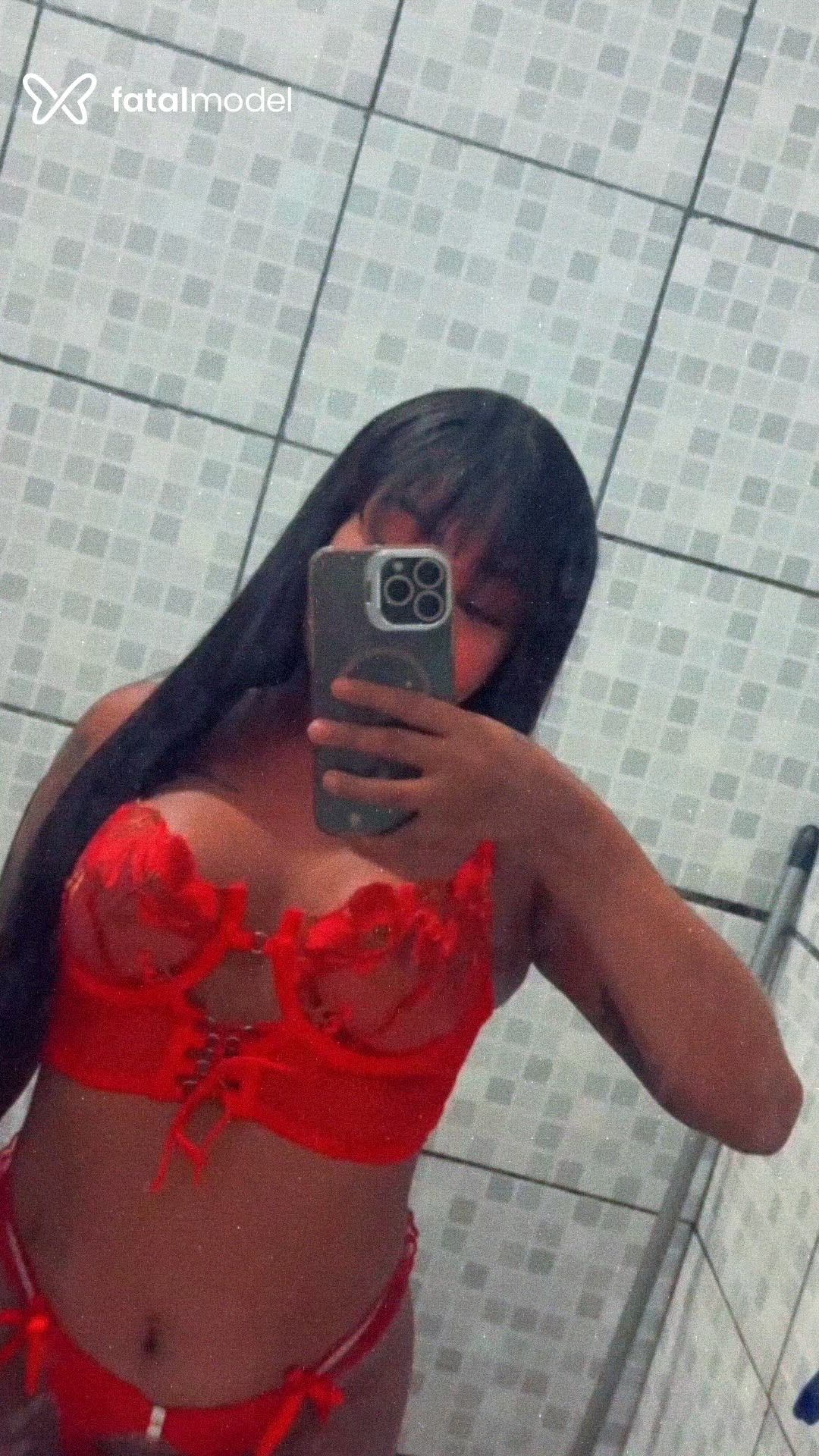Acompanhante mulher morena (o) de olhos castanhos - Hadassa