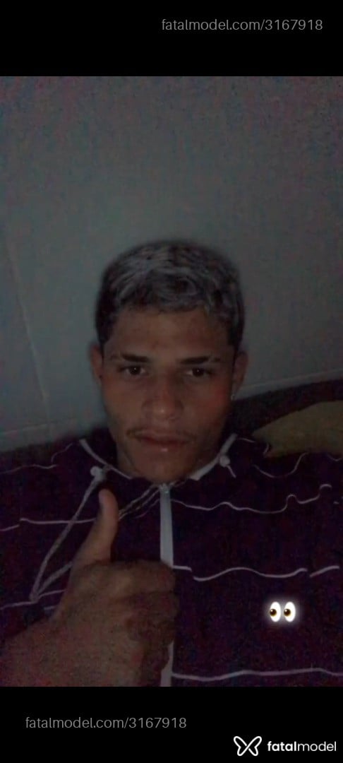 Acompanhante homem morena (o) de olhos castanhos - Andrey