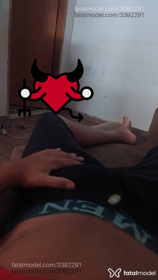 Acompanhante homem morena (o) de olhos pretos em Uberlândia - Bradox