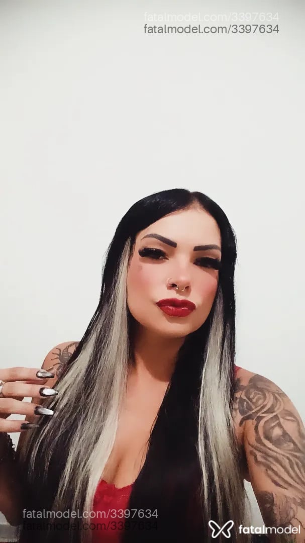 Acompanhante mulher morena (o) de olhos castanhos - Brenda