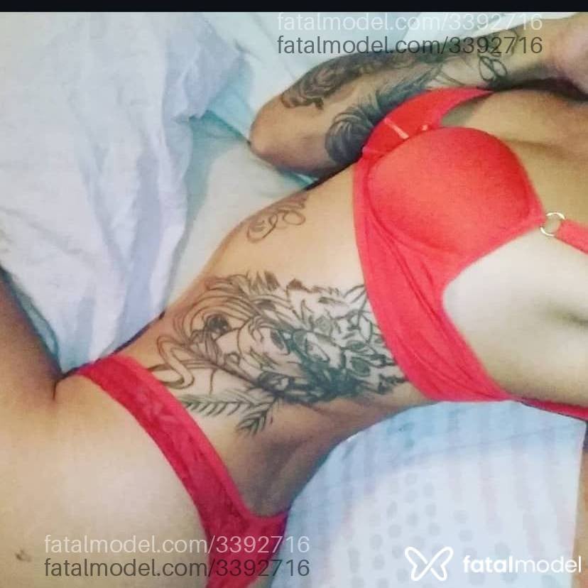 Acompanhante mulher morena (o) de olhos castanhos - Bia Bueno