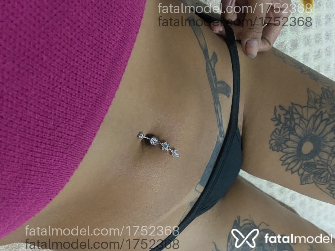 Acompanhante mulher morena (o) de olhos castanhos - Garota vip
