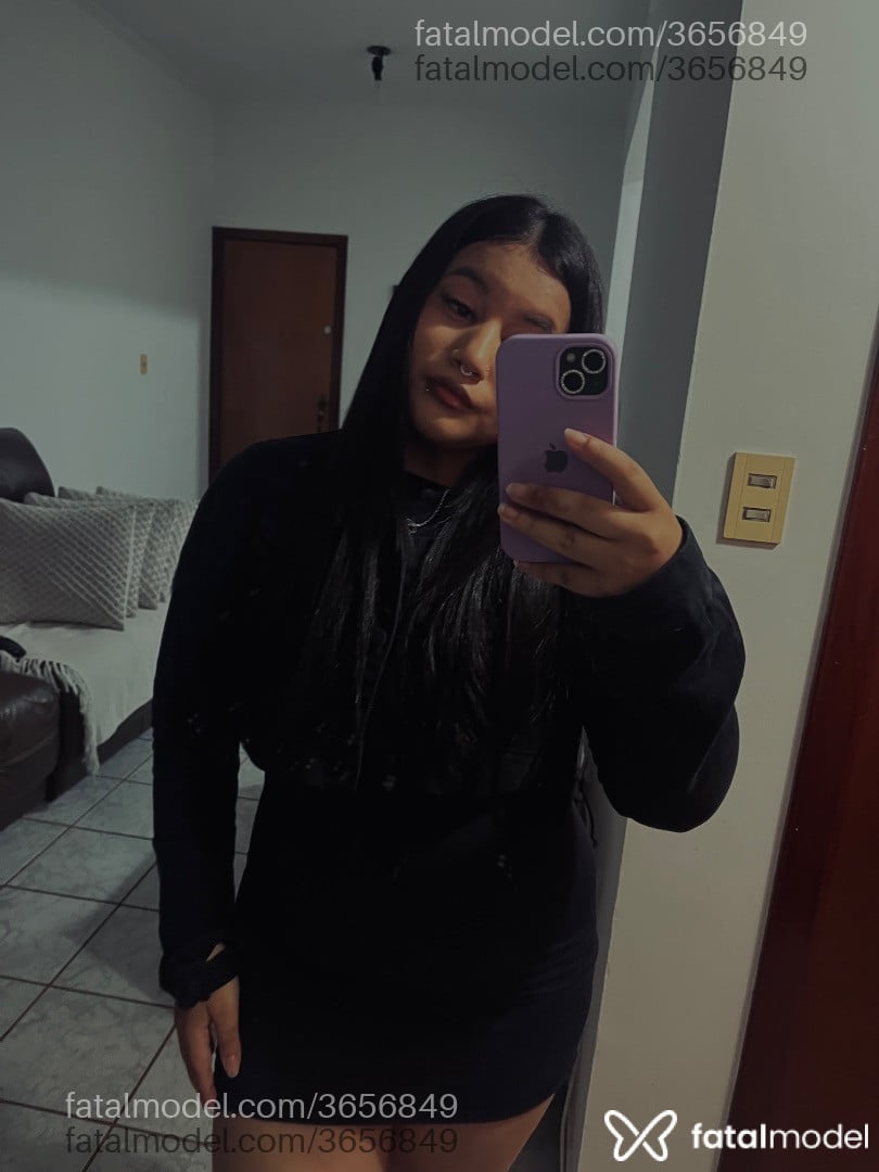 Acompanhante mulher morena (o) de olhos castanhos - Mirella Ferraz