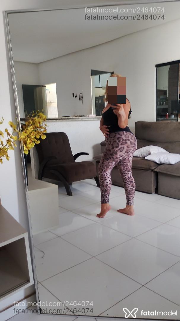 Acompanhante mulher loira (o) de olhos mel - Nethiane
