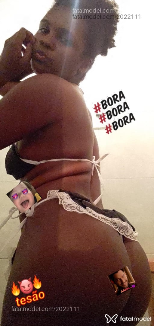 Acompanhante mulher morena (o) de olhos pretos - Valescaa Safadina