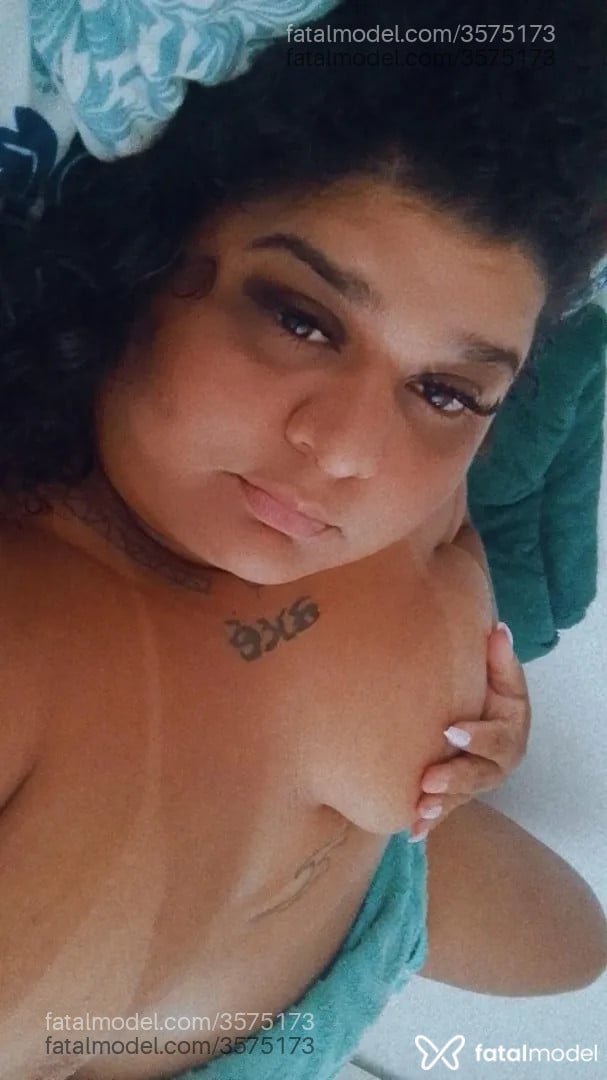 Acompanhante mulher com cabelo castanho de olhos castanhos - Annaa