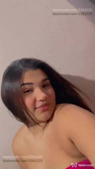 Acompanhante mulher com cabelo castanho de olhos castanhos em Petrópolis - Larissa