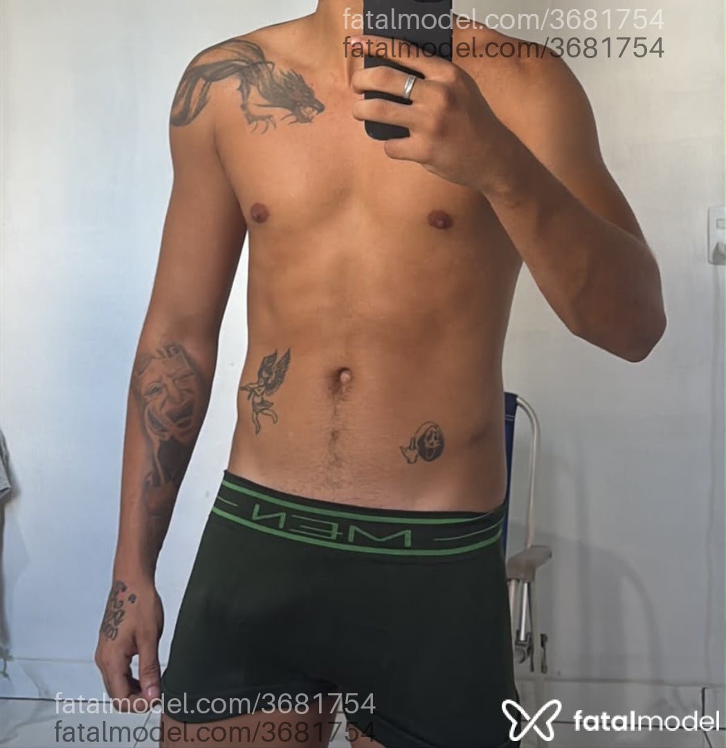 Acompanhante homem morena (o) de olhos castanhos - Loirinbo