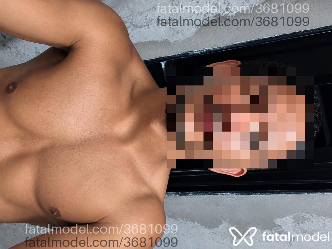 Acompanhante homem com cabelo castanho de olhos castanhos - Murilo