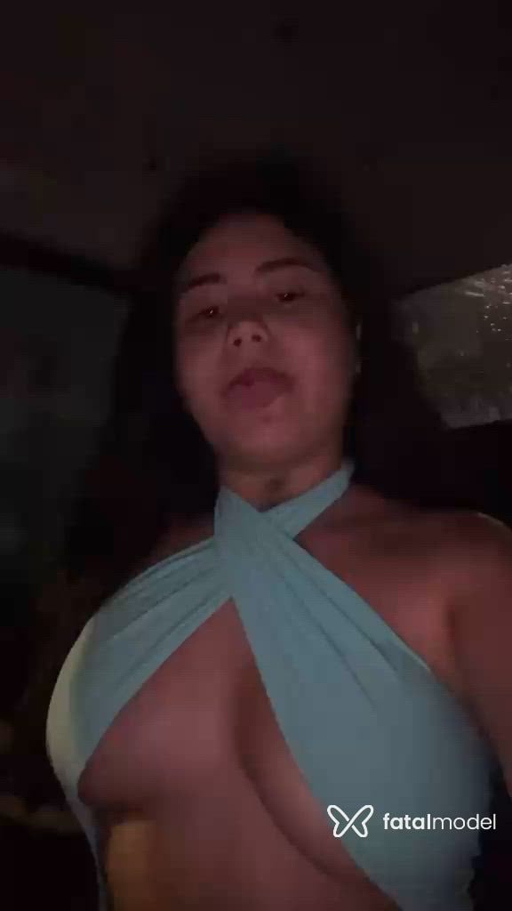 Acompanhante mulher com cabelo castanho de olhos mel - Gabriely