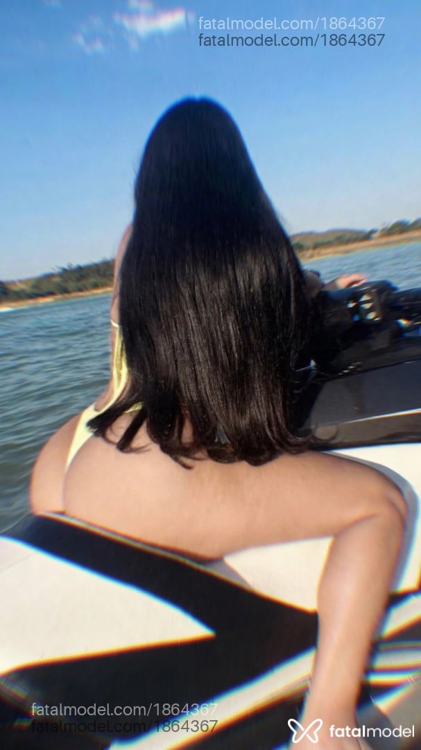 Acompanhante mulher morena (o) de olhos castanhos - Rayzza Santos