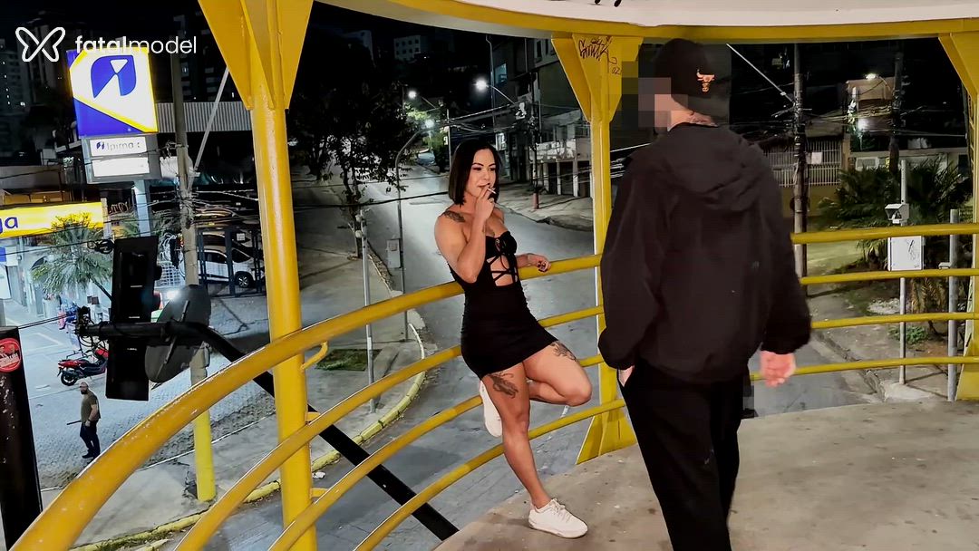 Acompanhante mulher morena (o) de olhos castanhos - Ananda Mira